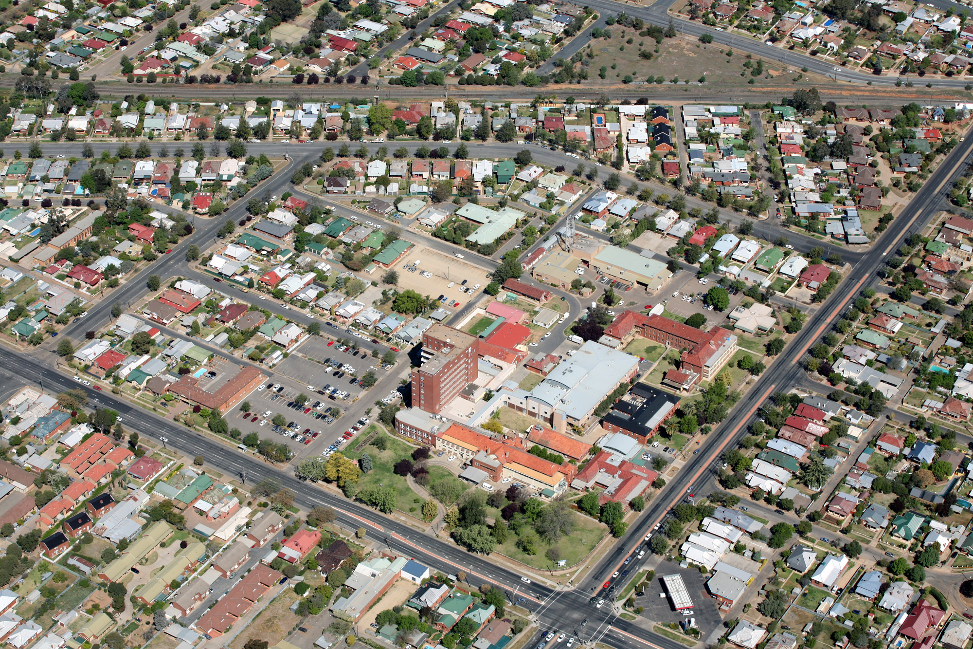 Aerial view of Wagga Wagga Health Service campus