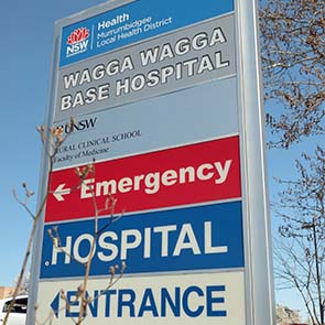 https://www.wwhsredev.health.nsw.gov.au/WWW_wag2/media/Wagga/Images/2019/People/WWBH-sign_p.jpg